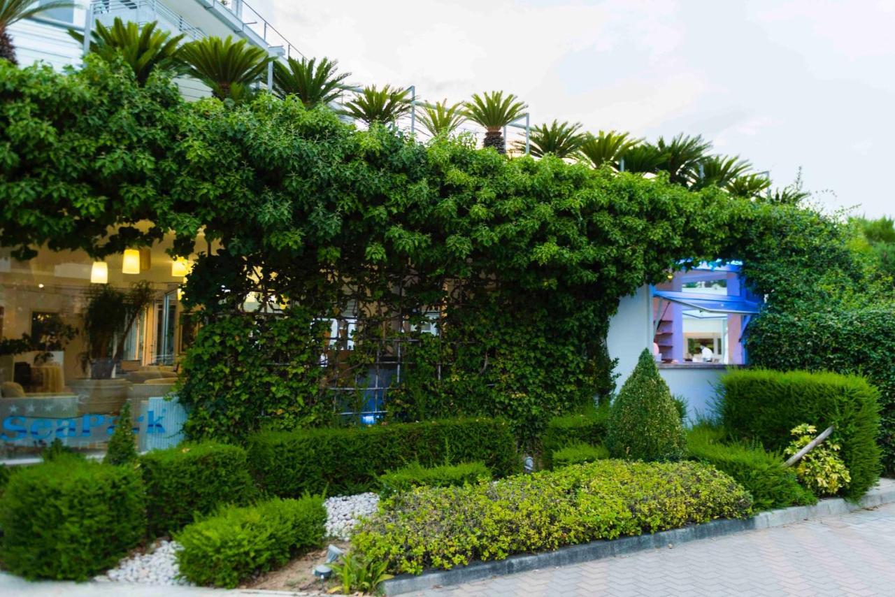 Seapark Spa Resort Giulianova Exterior photo